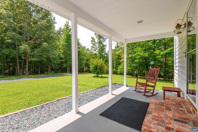 858 CHAPEL RD, Buckingham, VA 23123