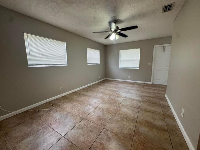 412 21st Street, West Palm Beach, FL 33407