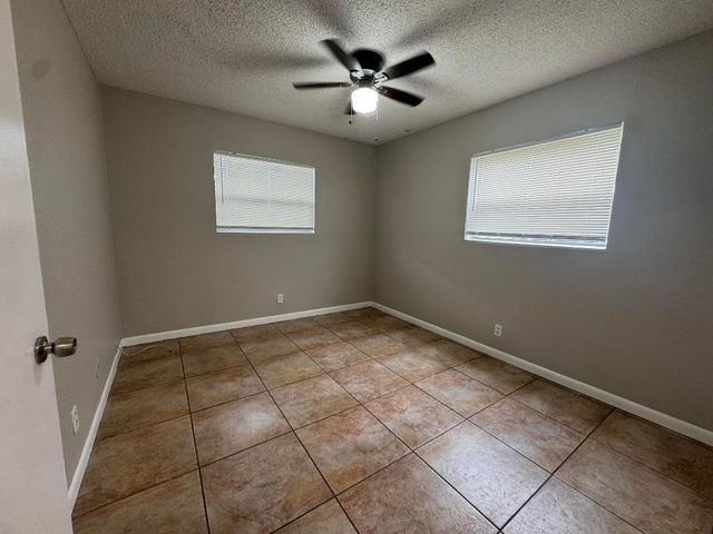 412 21st Street, West Palm Beach, FL 33407