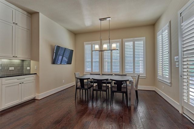 35 Pondera Point Drive, The Woodlands, TX 77375
