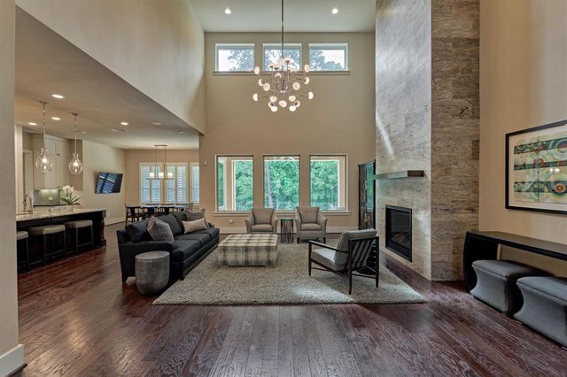 35 Pondera Point Drive, The Woodlands, TX 77375