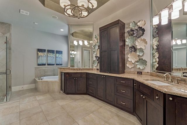 35 Pondera Point Drive, The Woodlands, TX 77375