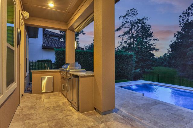 35 Pondera Point Drive, The Woodlands, TX 77375