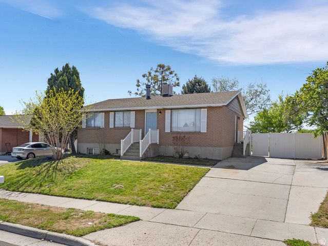5089 W HIGHWOOD DR, Kearns, UT 84118