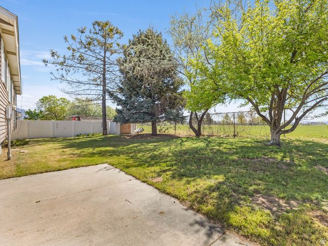 5089 W HIGHWOOD DR, Kearns, UT 84118