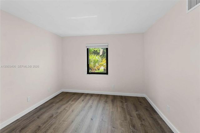 8701 SW 141st St L8, Palmetto Bay, FL 33176