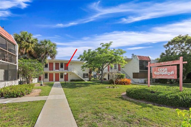 8701 SW 141st St L8, Palmetto Bay, FL 33176