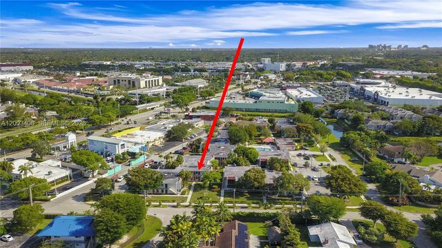 8701 SW 141st St L8, Palmetto Bay, FL 33176