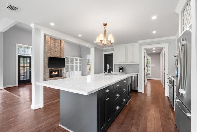 10911 Sweetspire Place, The Woodlands, TX 77380