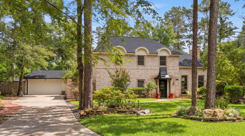 10911 Sweetspire Place, The Woodlands, TX 77380