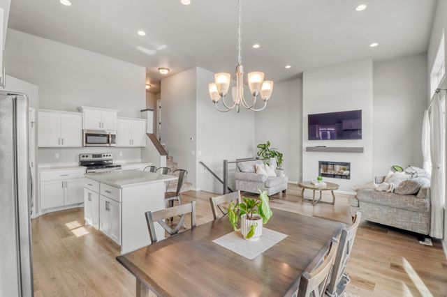 1161 ALBERT Court W, West Fargo, ND 58078