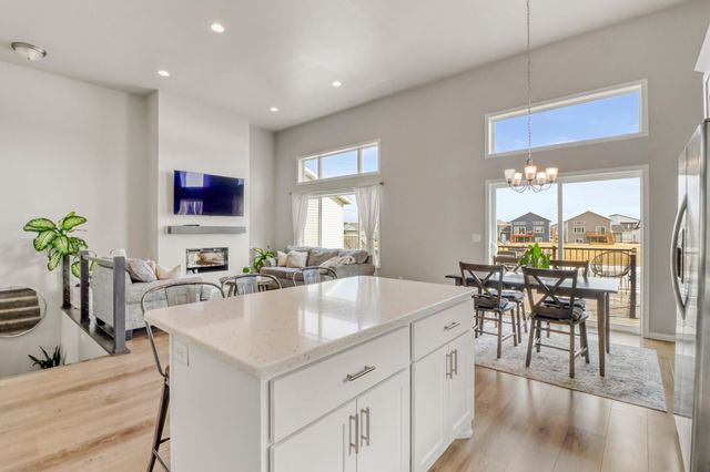 1161 ALBERT Court W, West Fargo, ND 58078