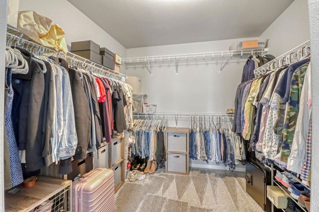 1161 ALBERT Court W, West Fargo, ND 58078