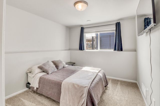 1161 ALBERT Court W, West Fargo, ND 58078