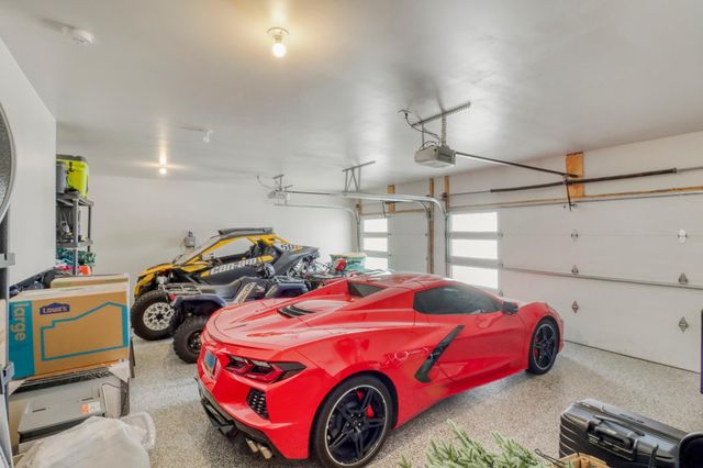 1161 ALBERT Court W, West Fargo, ND 58078