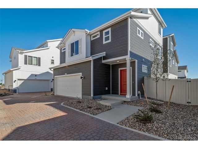 620 Wagon Wheel Way, Bennett, CO 80102