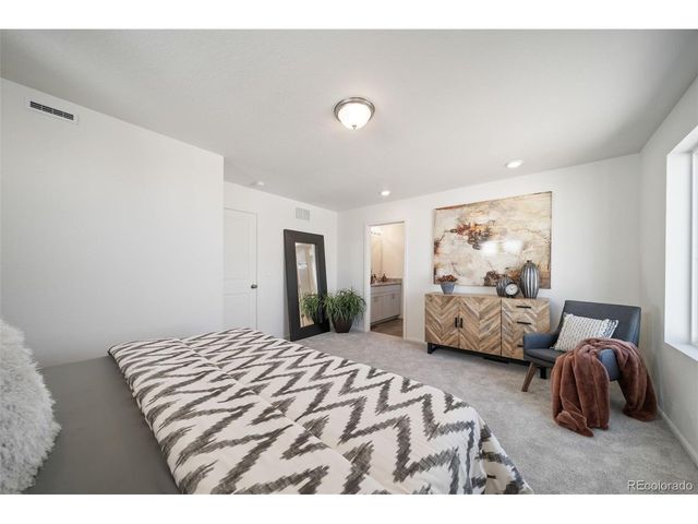 620 Wagon Wheel Way, Bennett, CO 80102