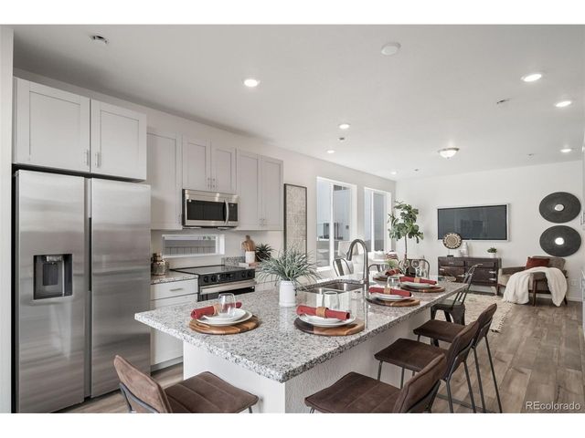 620 Wagon Wheel Way, Bennett, CO 80102