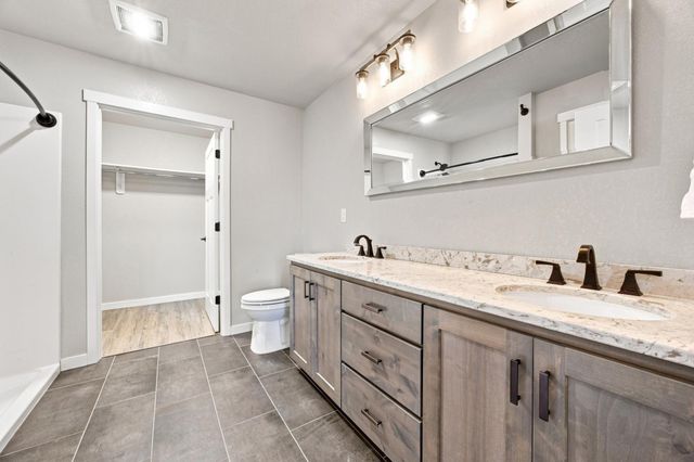 1102 LILAC Lane, Moorhead, MN 56560