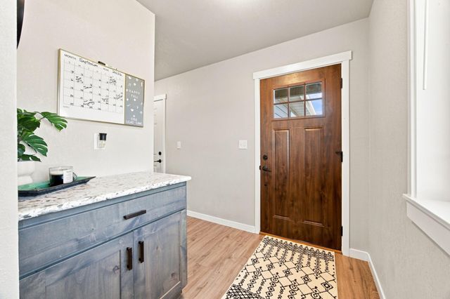 1102 LILAC Lane, Moorhead, MN 56560