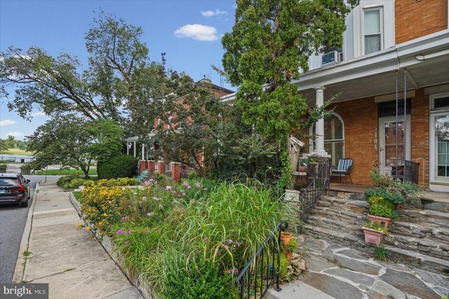 2104 LAKE AVE, Baltimore, MD 21218