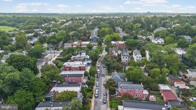 2104 LAKE AVE, Baltimore, MD 21218