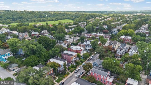 2104 LAKE AVE, Baltimore, MD 21218