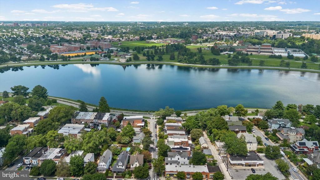 2104 LAKE AVE, Baltimore, MD 21218