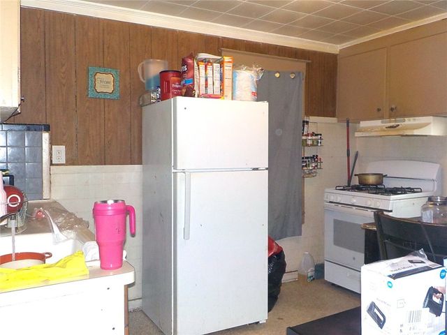 30 Churchlea Place, Rochester, NY 14611