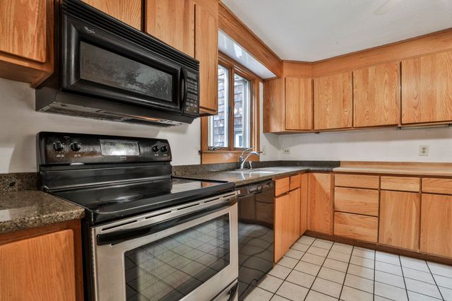 1520 Belmont Street, Manchester, NH 03104