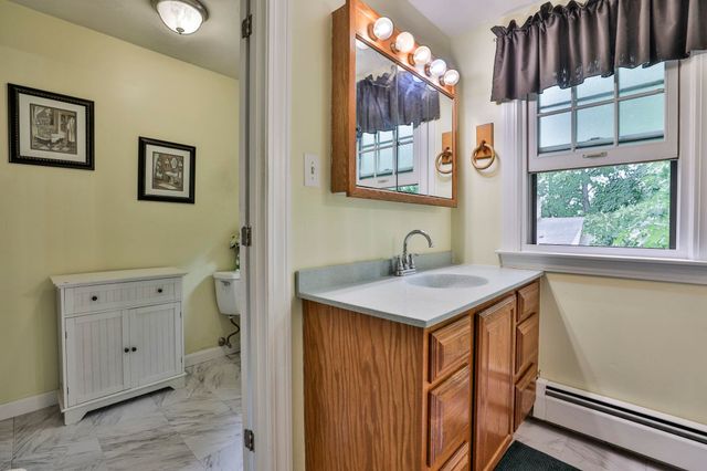 1520 Belmont Street, Manchester, NH 03104