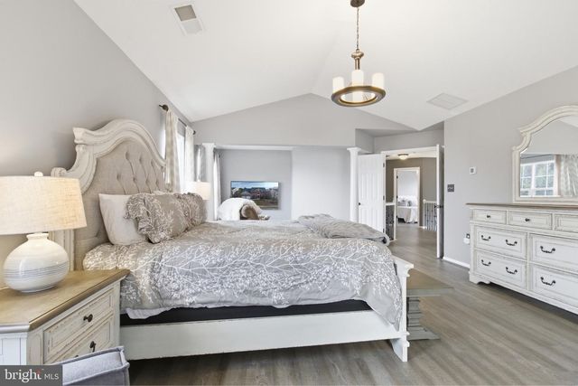 720 VISTA RIDGE DR NE, Leesburg, VA 20176