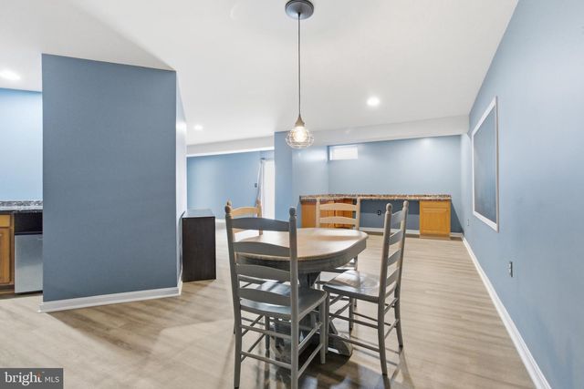 720 VISTA RIDGE DR NE, Leesburg, VA 20176