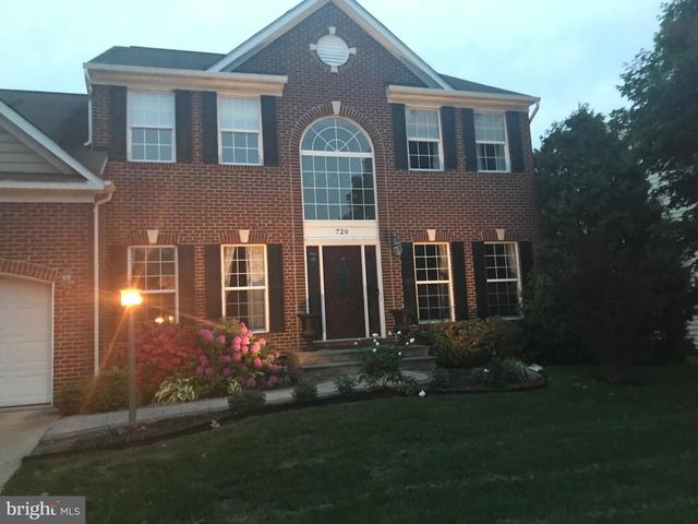 720 VISTA RIDGE DR NE, Leesburg, VA 20176