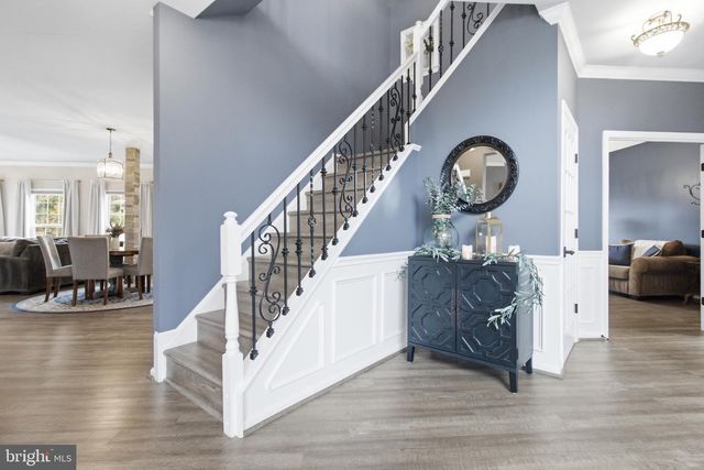 720 VISTA RIDGE DR NE, Leesburg, VA 20176