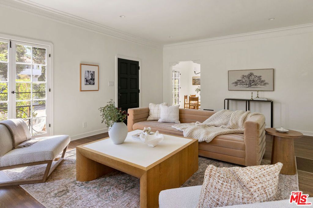 1106 S Cochran Avenue, Los Angeles, CA 90019 — photo 4