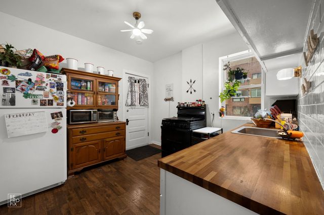 701 Reba Place, Evanston, IL 60202