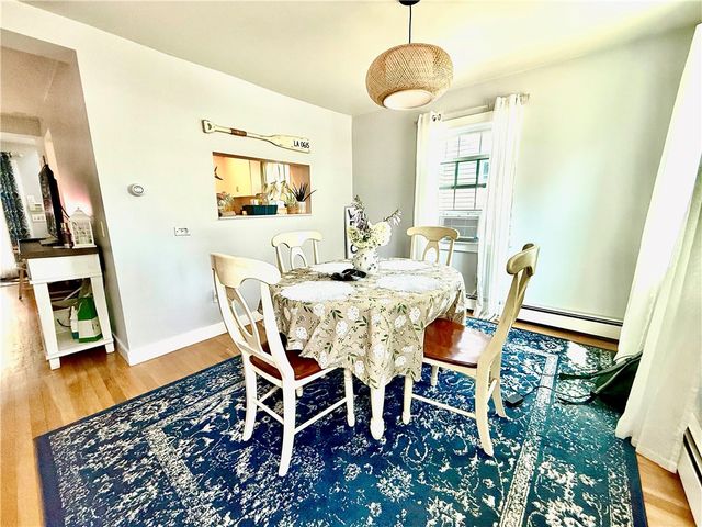 22 Dixon Street, Newport, RI 02840