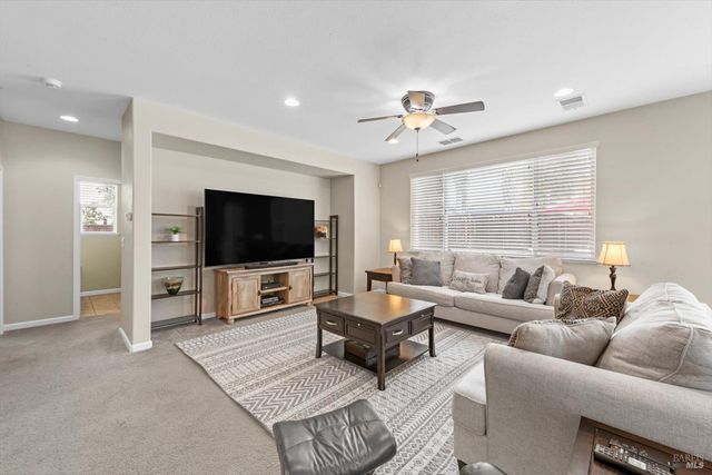 4820 Duval St, Fairfield, CA 94533