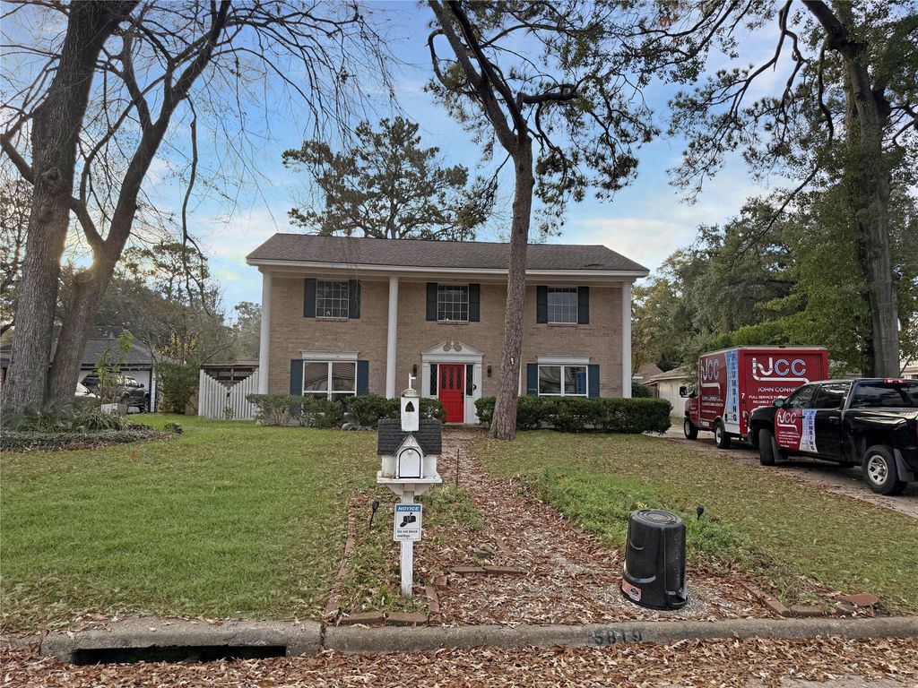 5819 Old Lodge Drive, Houston, TX 77066