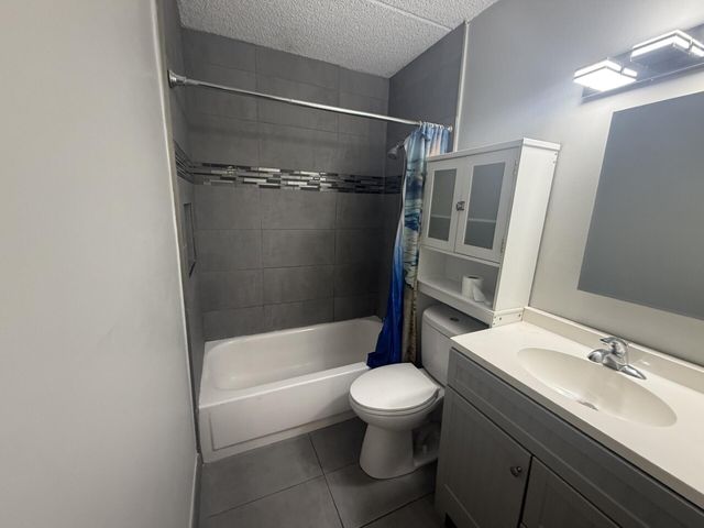 3211 SW 44th Street 215, Dania Beach, FL 33312
