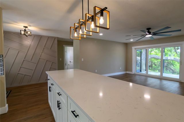 8808 44TH AVENUE DRIVE W, Bradenton, FL 34210