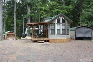 161 N Quinault Place, Hoodsport, WA 98548