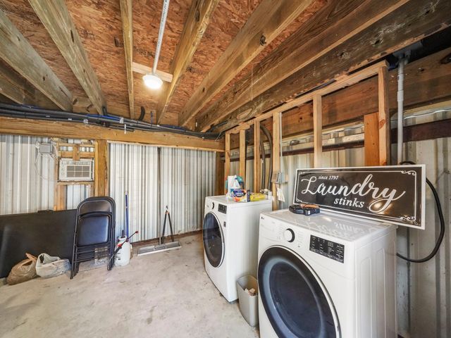 910 Rosewick Street, Houston, TX 77015