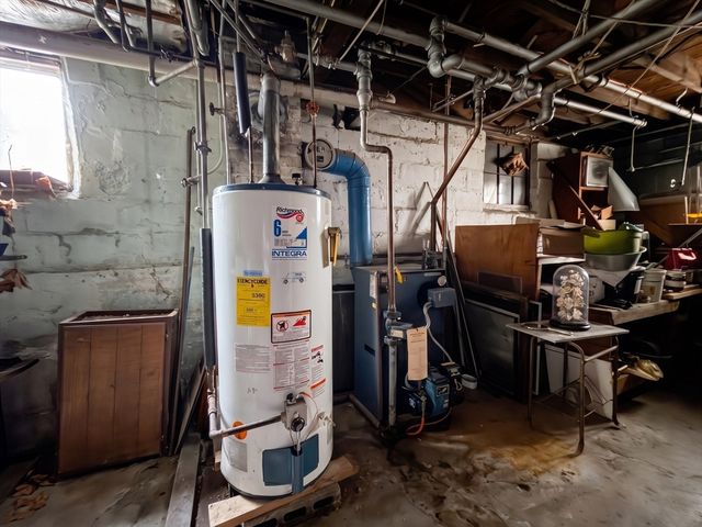 124 Clara St, New Bedford, MA 02744