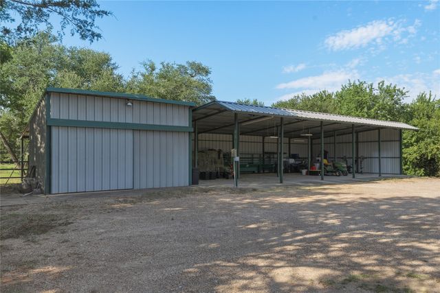 345 Karbo Lane, Weatherford, TX 76085