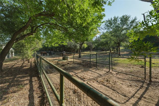 345 Karbo Lane, Weatherford, TX 76085