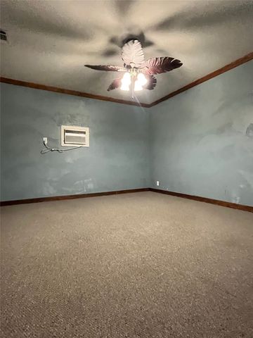 345 Karbo Lane, Weatherford, TX 76085