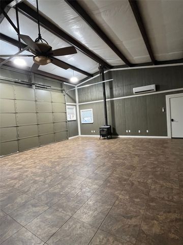 345 Karbo Lane, Weatherford, TX 76085