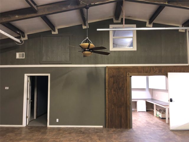 345 Karbo Lane, Weatherford, TX 76085